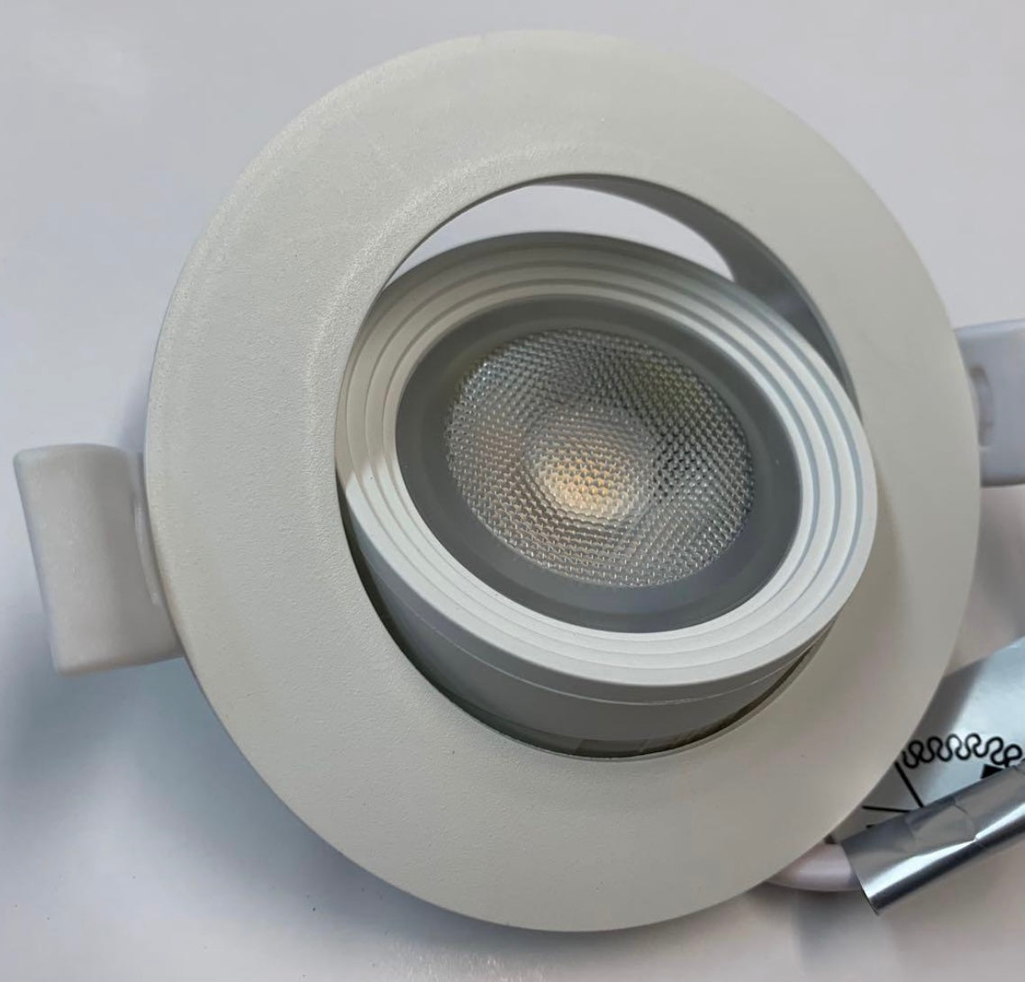 Megaman 曼佳美 嵌入式筒燈開孔70 mm FDS72900v1(downlight 7w)