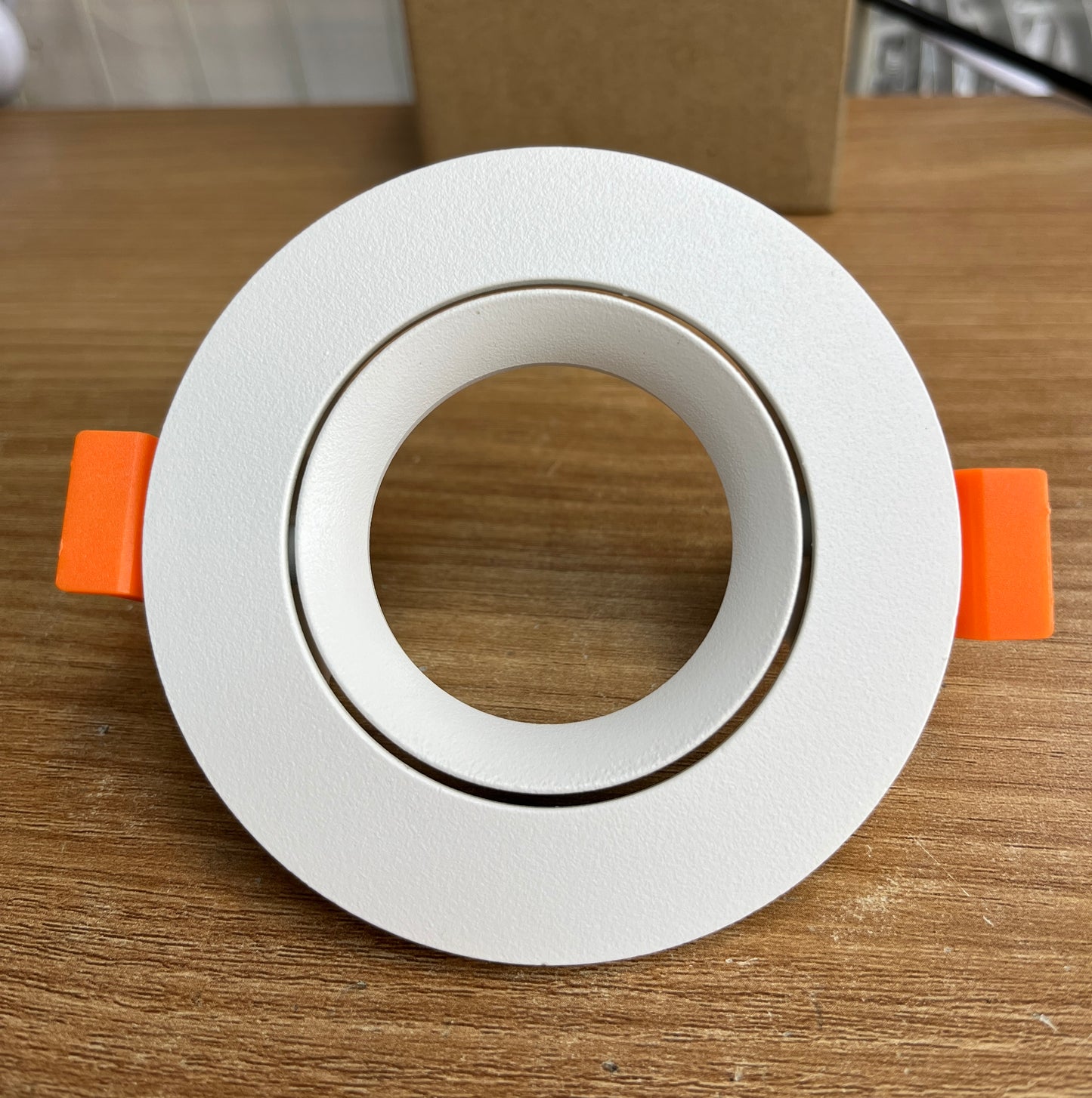 未來Gu10/MR16 韆鞦架recessed light frame (不包燈膽)
